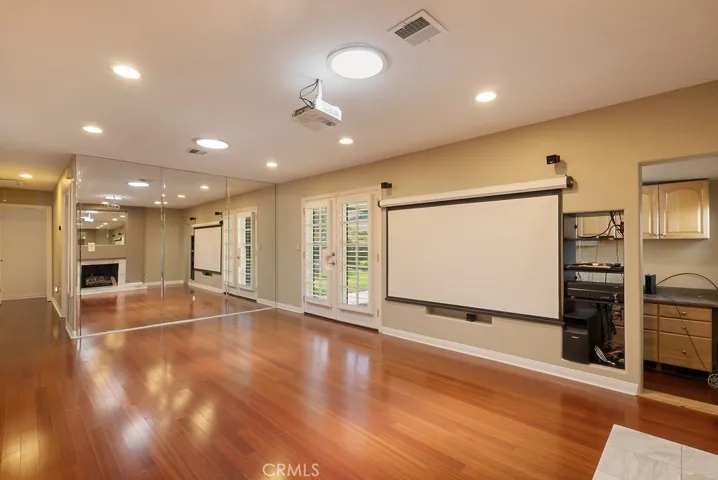 2914 E Lomita, Orange, California 92867