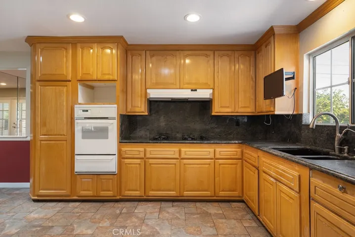 2914 E Lomita, Orange, California 92867