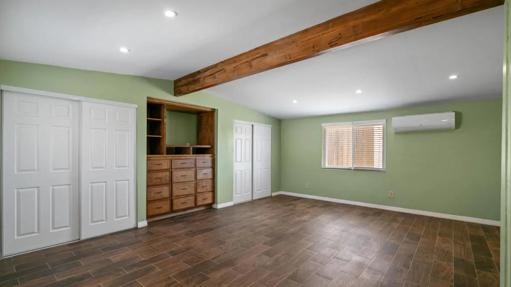 6069 Baileya Dr Interior-16