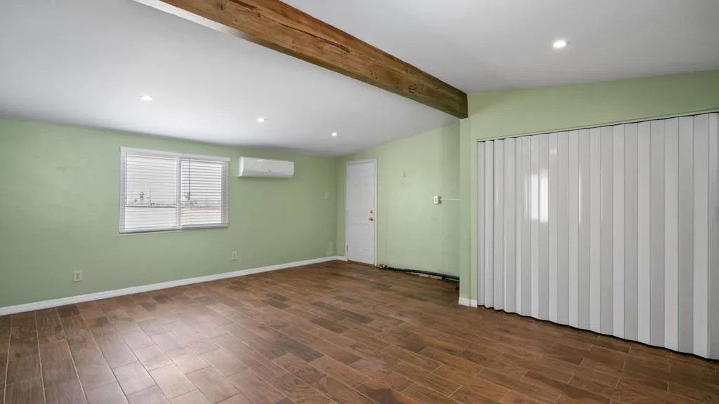 6069 Baileya Dr Interior-18