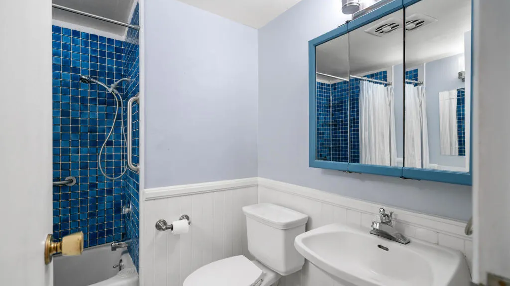6069 Baileya Dr Interior-13