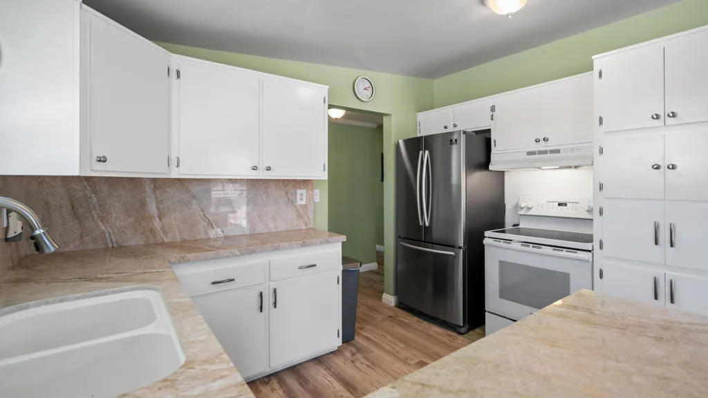 6069 Baileya Dr Interior-28