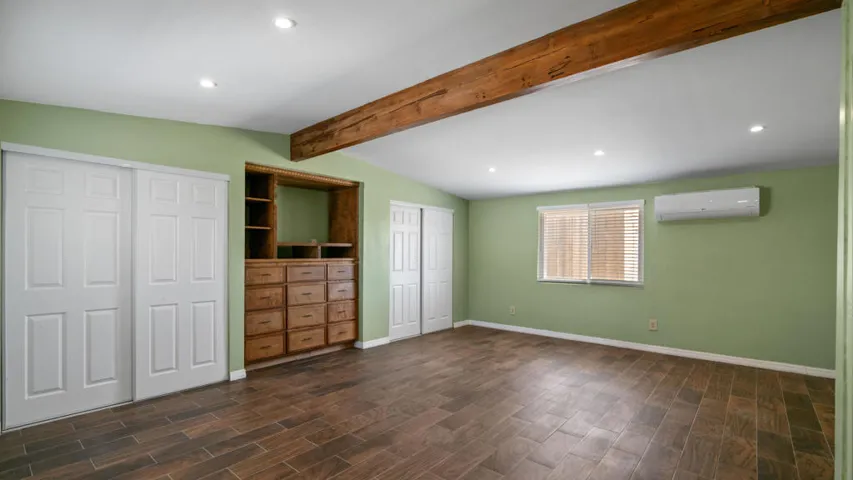 6069 Baileya Dr Interior-16