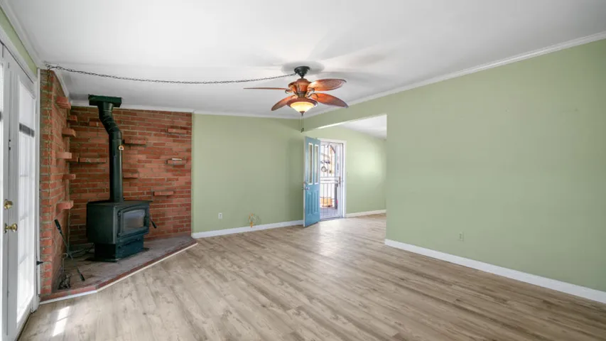 6069 Baileya Dr Interior-24