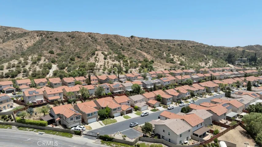 13254 La Tierra Way, Sylmar, California 91342