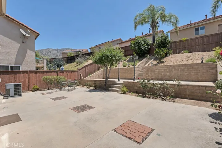 13254 La Tierra Way, Sylmar, California 91342