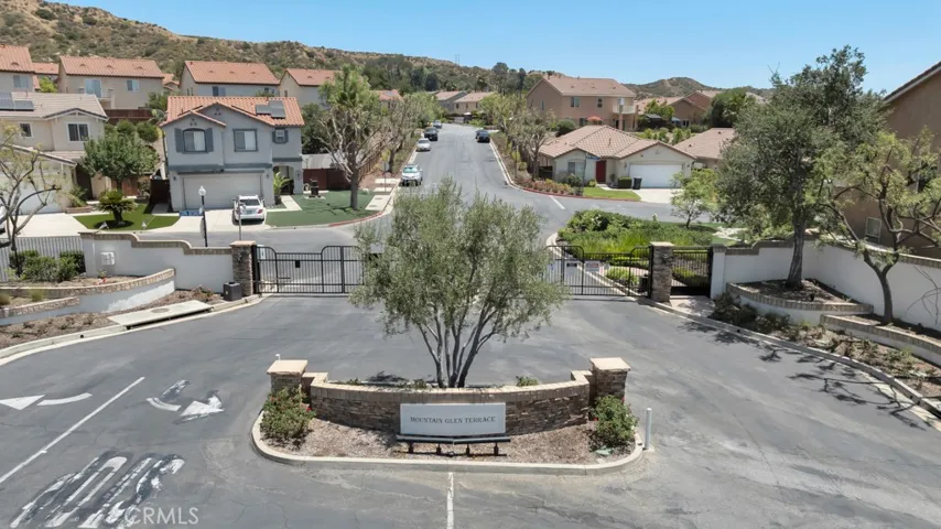 13254 La Tierra Way, Sylmar, California 91342