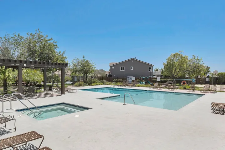 13254 La Tierra Way, Sylmar, California 91342