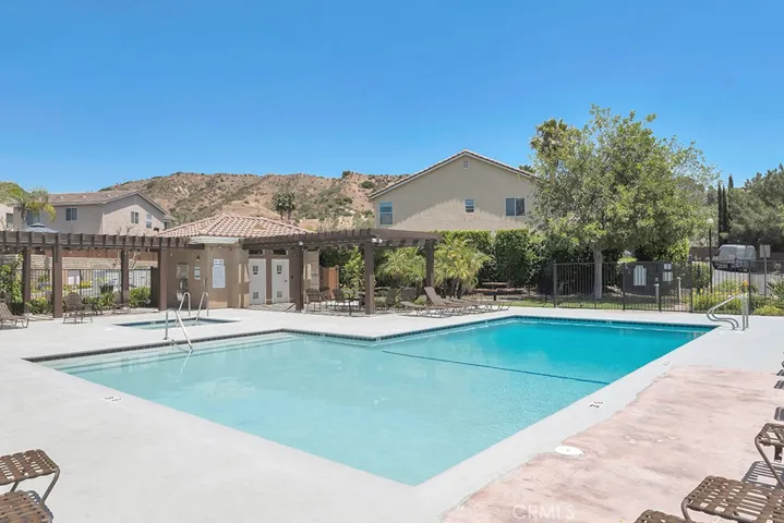 13254 La Tierra Way, Sylmar, California 91342