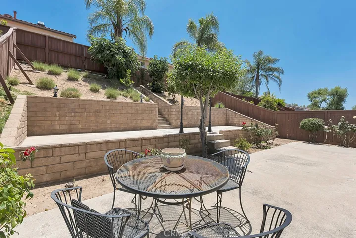 13254 La Tierra Way, Sylmar, California 91342