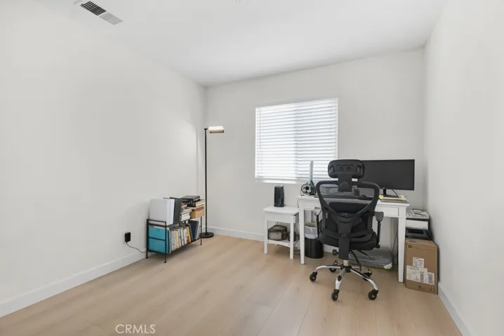 13254 La Tierra Way, Sylmar, California 91342