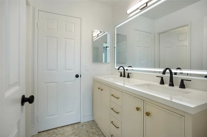 2426 Canyon Terrace, Chino Hills, California 91709
