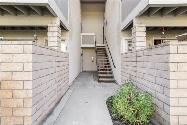 8561 La Salle 53, Cypress, California 90630