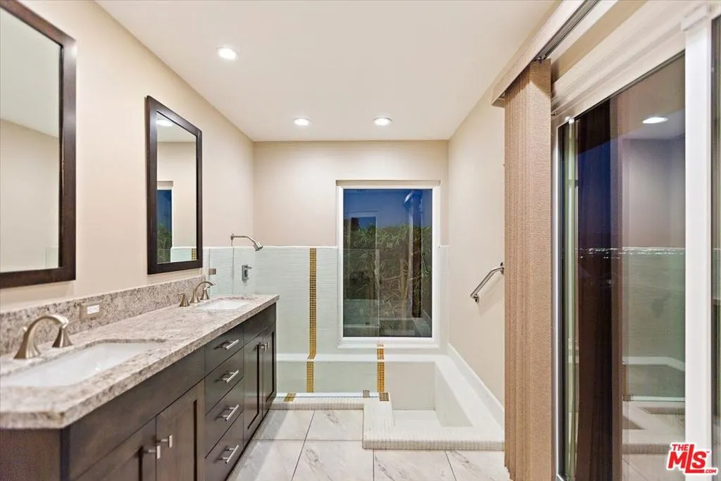 En Suite Primary Bath at Twili