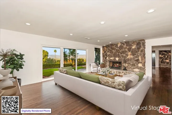 LIVING ROOM W/ VIRTUAL STAGING