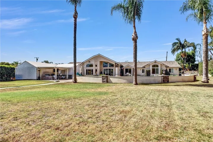 Huge Yard