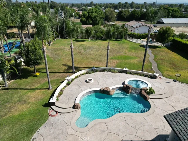 Salt water pool