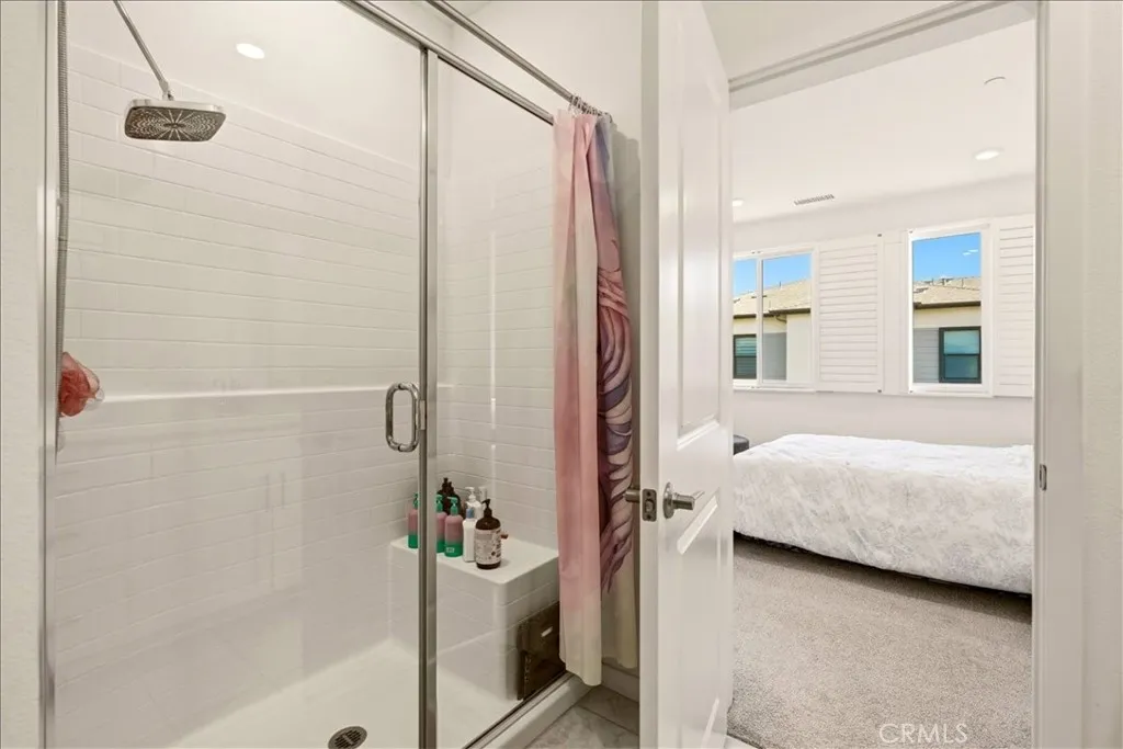 Spacious Master bathroom with double sink and walk-in closet