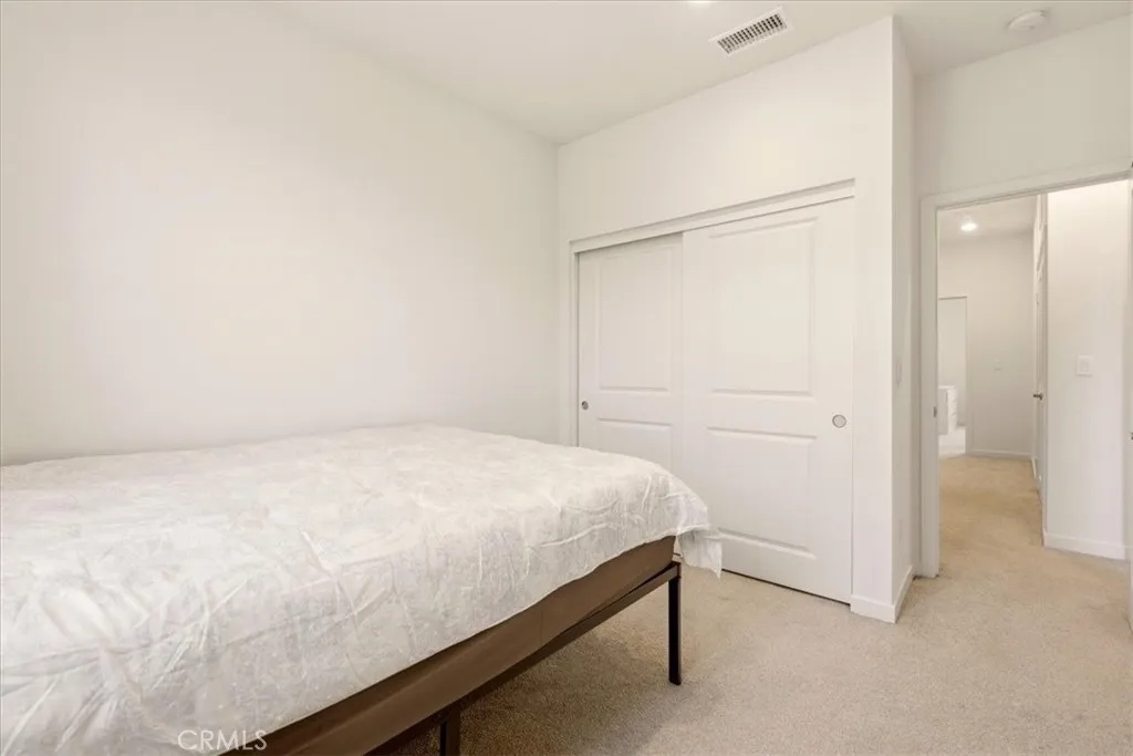 upstairs bedroom #2