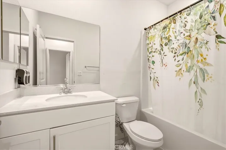 upstairs bathroom #2