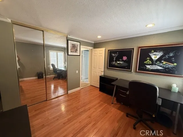 1021 Wolverton, Glendale, California 91207