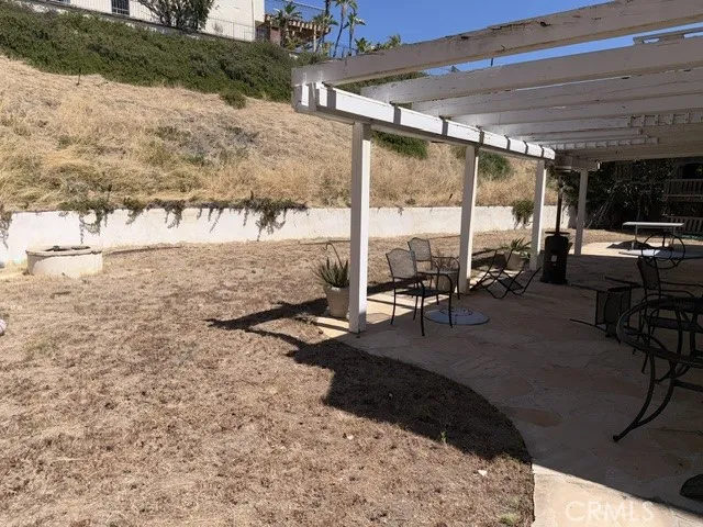 1021 Wolverton, Glendale, California 91207