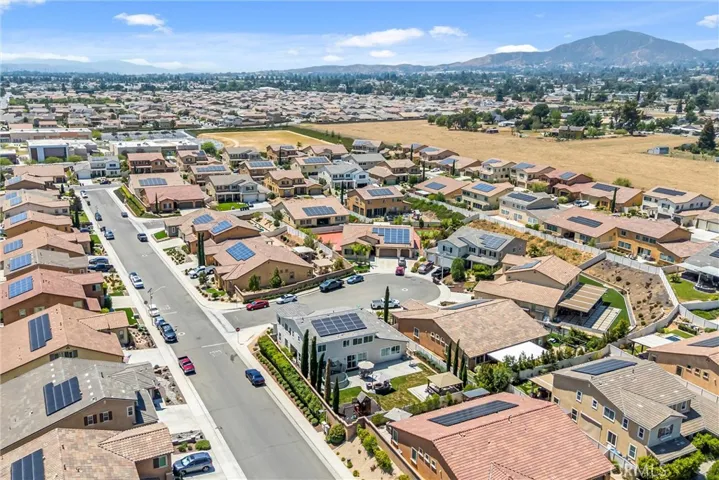 1670 Eldora Court, Beaumont, California 92223