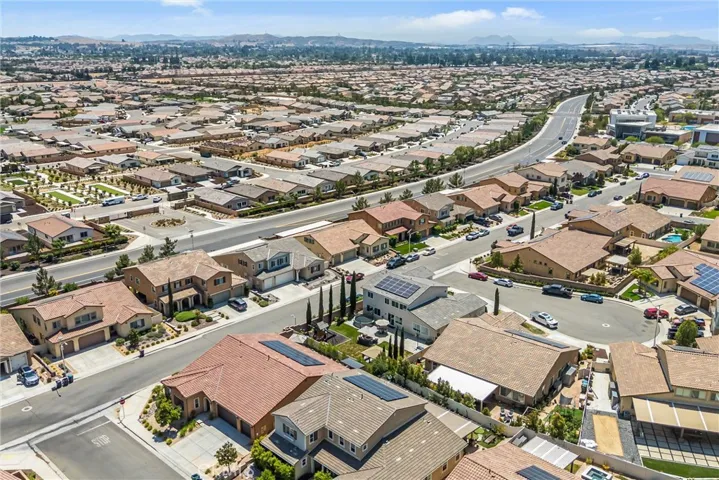 1670 Eldora Court, Beaumont, California 92223