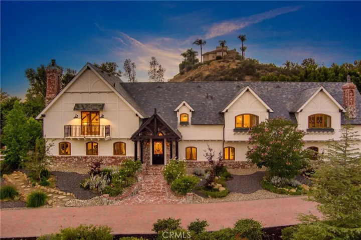 85 Saddlebow, Bell Canyon, California 91307