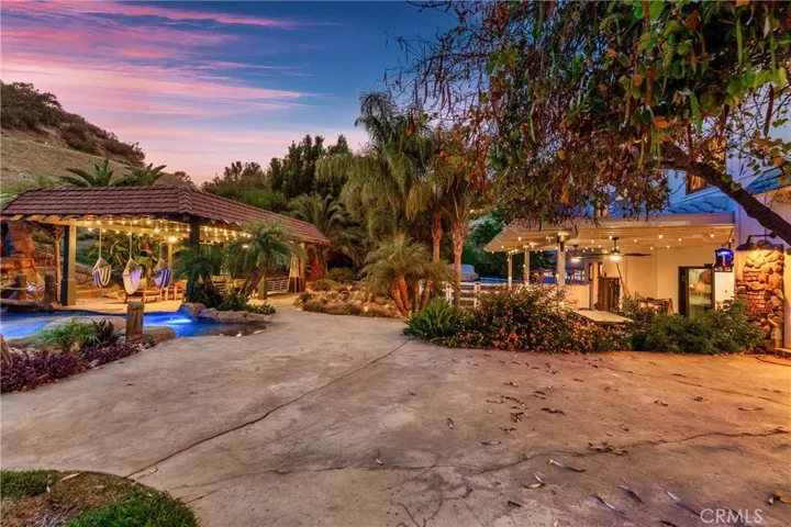85 Saddlebow, Bell Canyon, California 91307