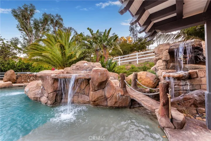 85 Saddlebow, Bell Canyon, California 91307