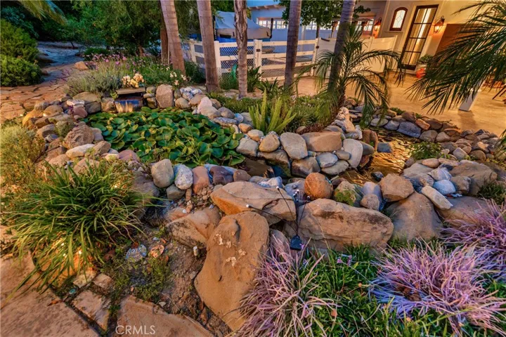 85 Saddlebow, Bell Canyon, California 91307
