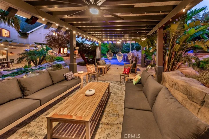 85 Saddlebow, Bell Canyon, California 91307