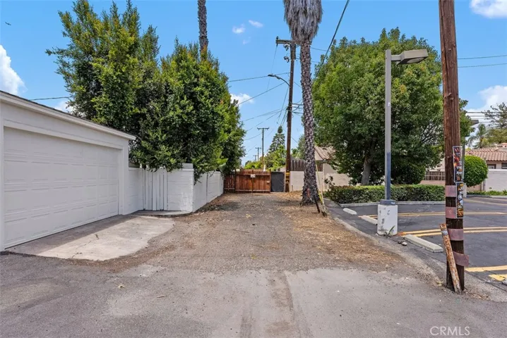 Portion of alley that due to termination of easement/quitclaim of private alley is now part of the lot.