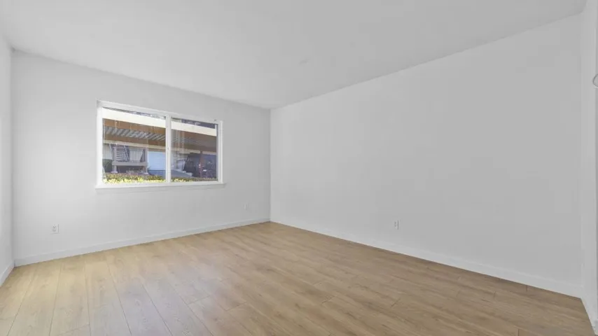 505 San Pasqual Valley 183, Escondido, California 92027