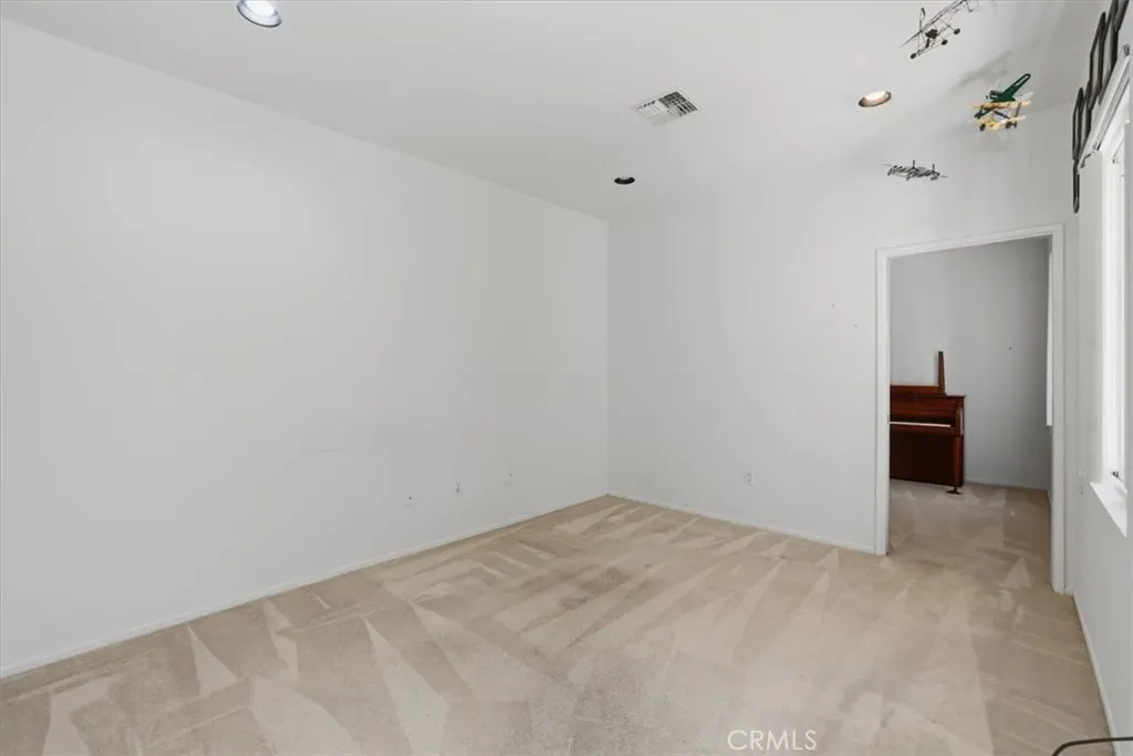 Office / bedroom