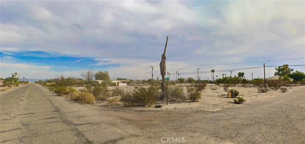 1319 Bering Boulevard, Thermal, California 92274