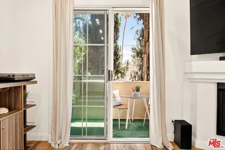 7101 La Tijera Boulevard J101, Los Angeles, California 90045