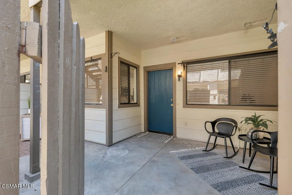 Entry to patio
