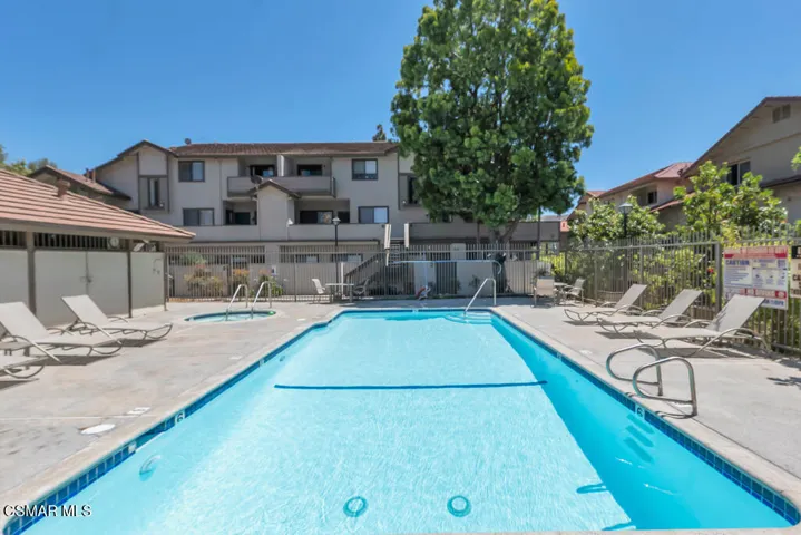 community pool & spa