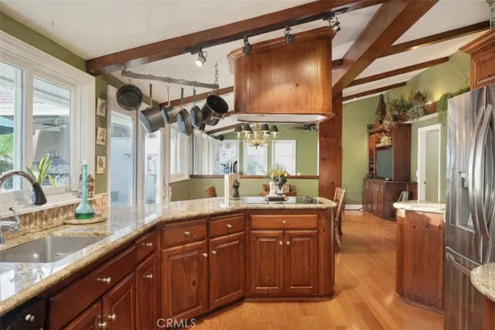 12741 Dunas Road, North Tustin, California 92705