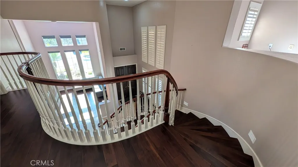 Two-story Ceiling