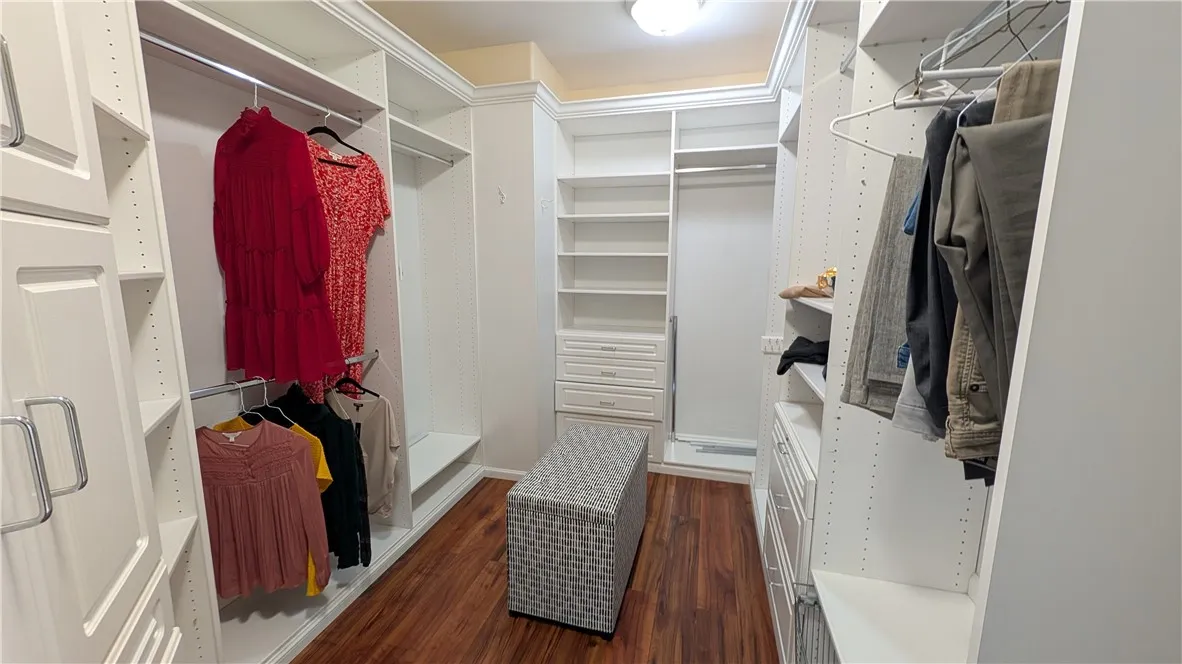 Primary walk-in Closet