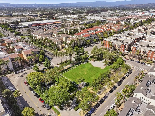 13173 Pacific Promenade 203, Playa Vista, California 90094