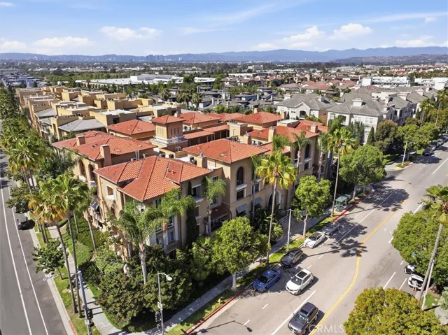 13173 Pacific Promenade 203, Playa Vista, California 90094