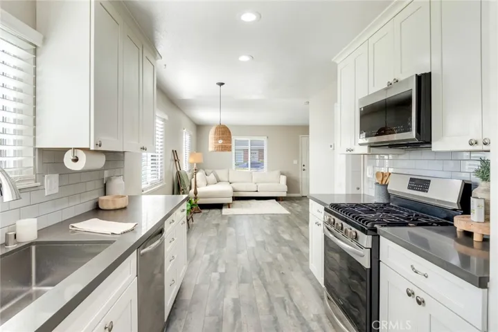 181 Yorktown Lane, Costa Mesa, California 92626