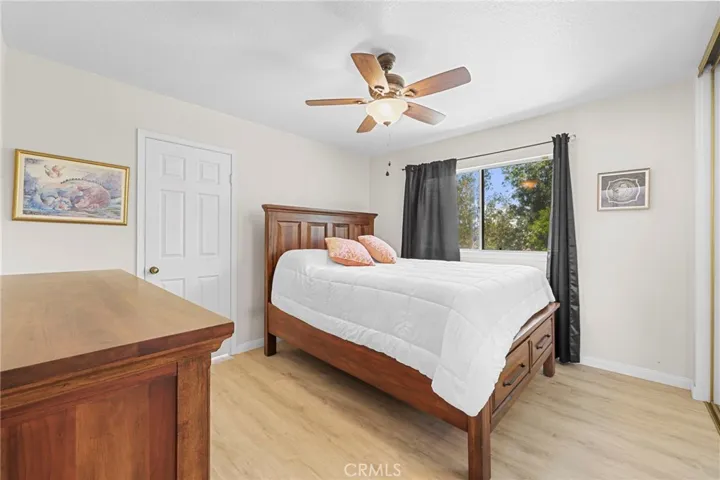 2ND UPSTAIRS BEDROOM