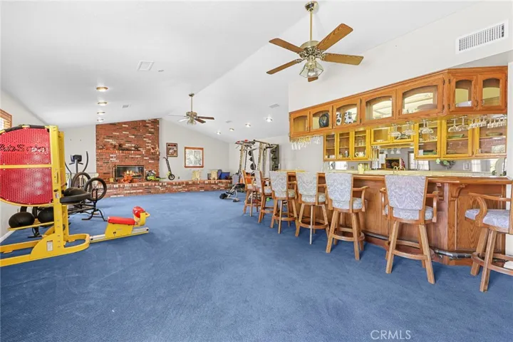 GAME ROOM/MAN CAVE