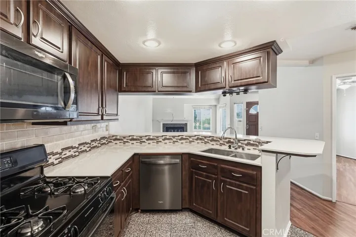 273 Monroe Court, Azusa, California 91702