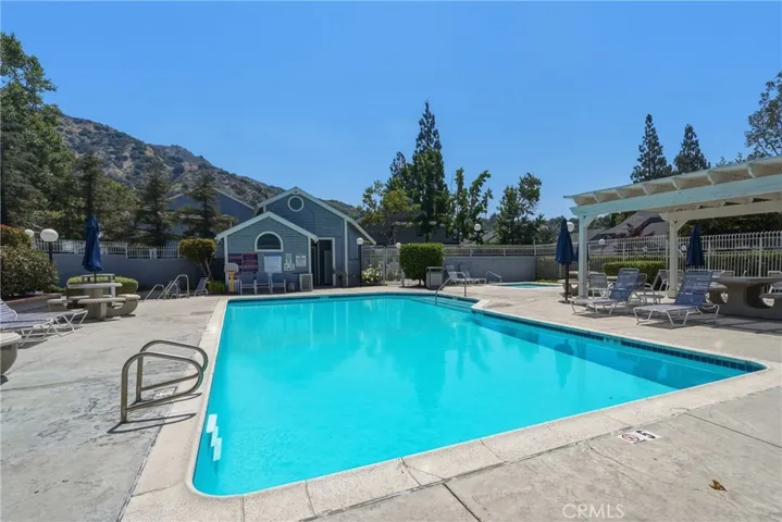 273 Monroe Court, Azusa, California 91702